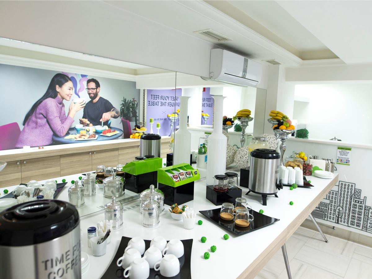 Hotel Ibis Styles Skopje Extérieur photo