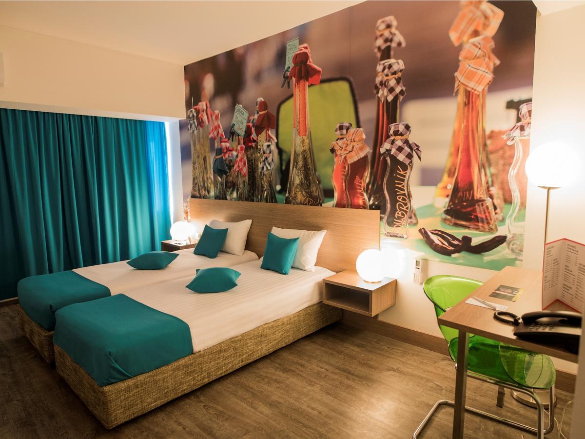 Hotel Ibis Styles Skopje Extérieur photo
