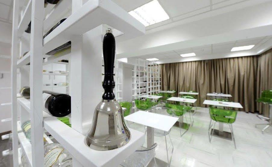 Hotel Ibis Styles Skopje Extérieur photo